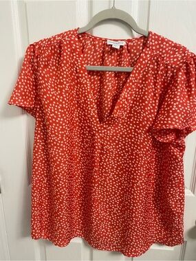 Carolina Belle size XL orange/white print  V-Neck Flutter Sleeve Top